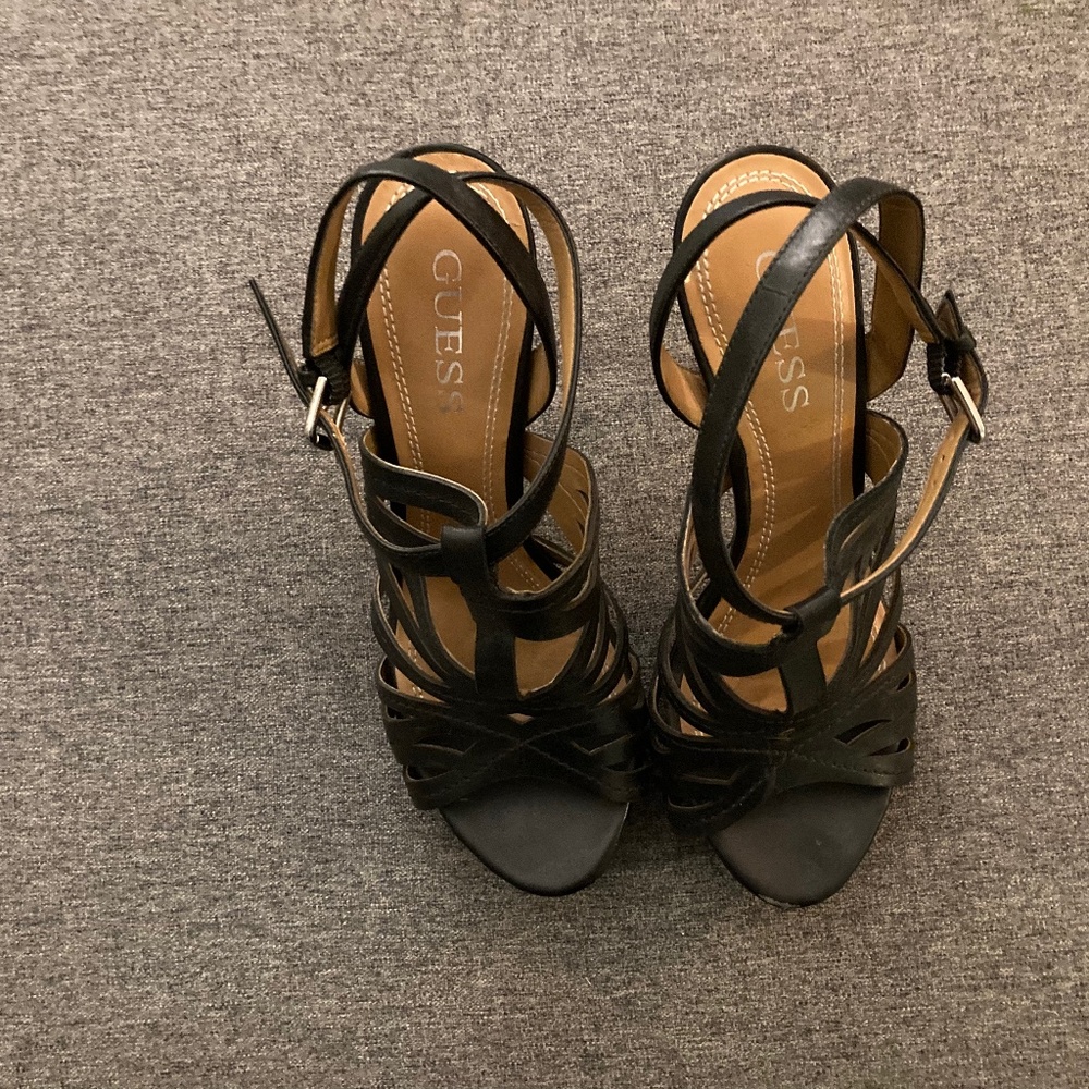 Guess Black sandal